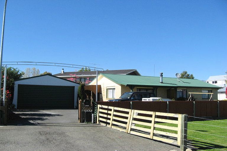 Photo of property in 8 Somerville Lane, Brightwater, 7022