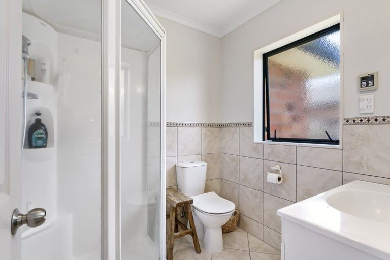 Photo of property in 15 Popata Close, Papamoa Beach, Papamoa, 3118