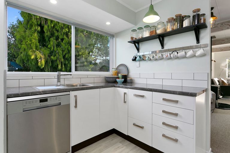 Photo of property in 26 Shelley Street, Leamington, Cambridge, 3432