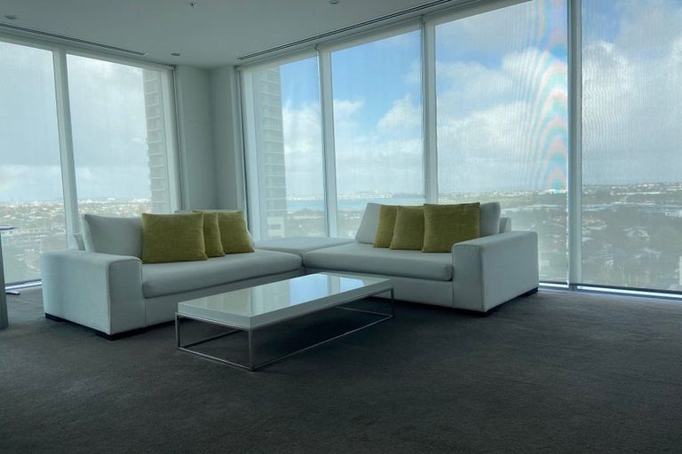 Photo of property in Sentinel Apartments, 904/3 Northcroft Street, Takapuna, Auckland, 0622