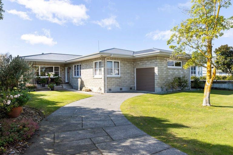 Photo of property in 49 Avenue Road, Greenmeadows, Napier, 4112
