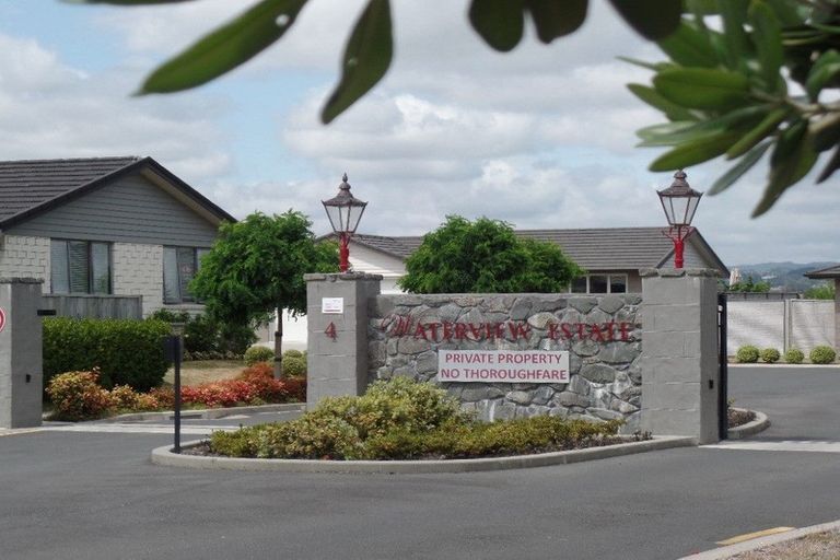 Photo of property in Waterview Estate, 86/4 Greystone Place, Omokoroa, 3114