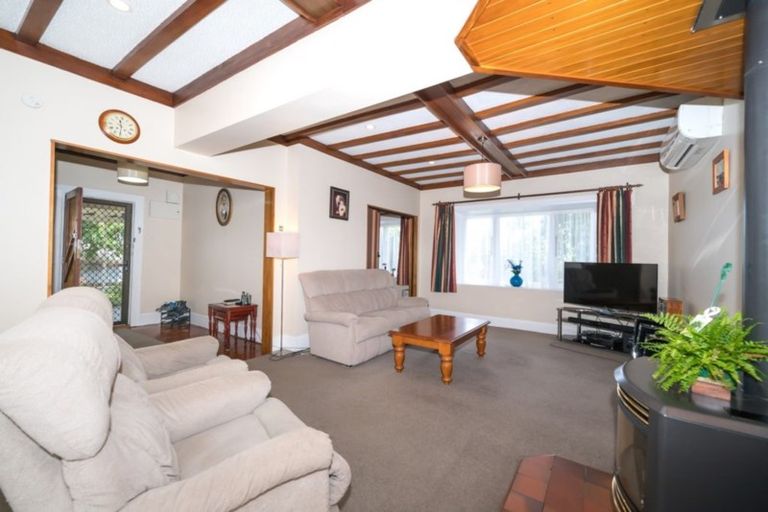 Photo of property in 44 Chelwood Street, Takaro, Palmerston North, 4412