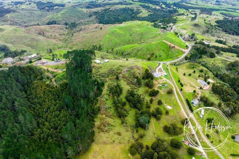 Photo of property in 623 Bickerstaffe Road, Maungaturoto, 0587