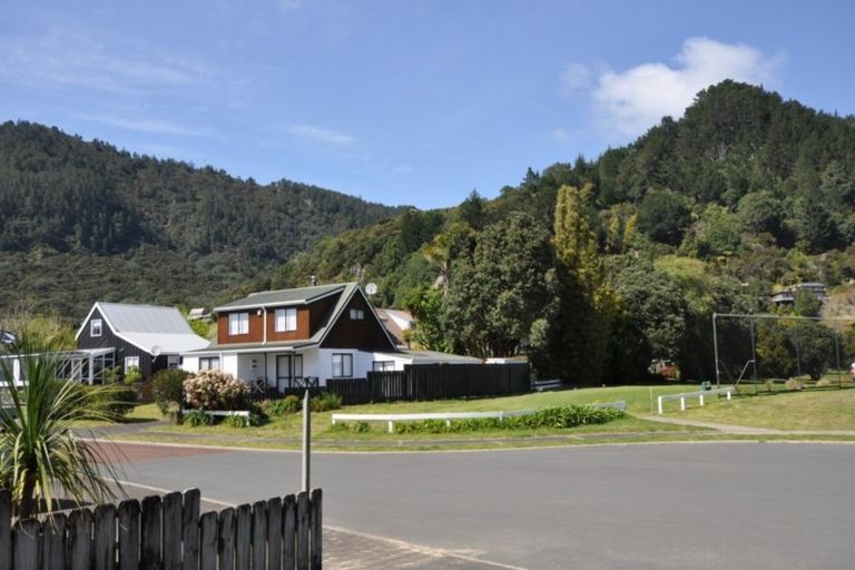 Photo of property in 6a Campbell Court, Pauanui, Hikuai, 3579