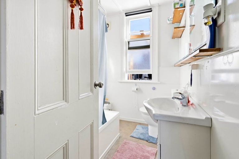 Photo of property in 44 Richardson Street, Saint Kilda, Dunedin, 9012