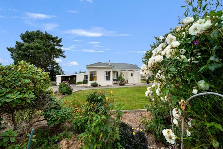 Photo of property in 156 Airedale Road, Weston, Oamaru, 9492