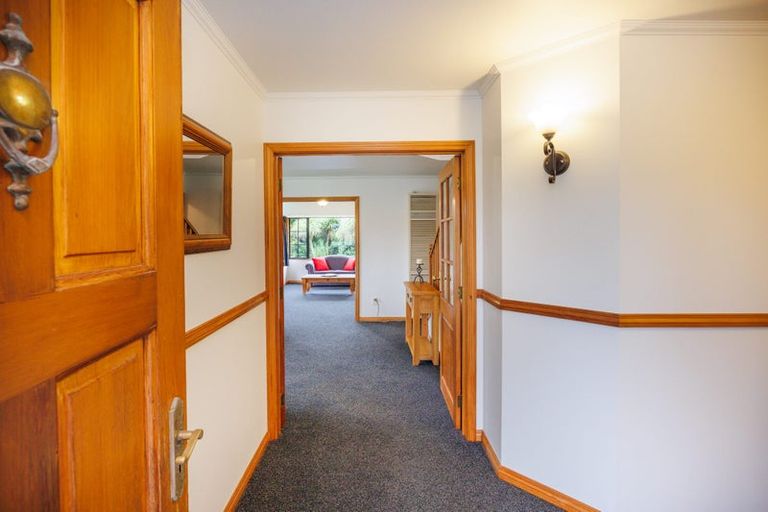Photo of property in 11 Woodgate Court, Fitzherbert, Palmerston North, 4410