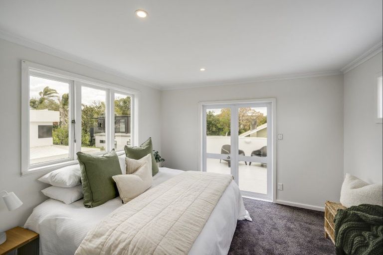 Photo of property in 2/8 Meeanee Quay, Westshore, Napier, 4110