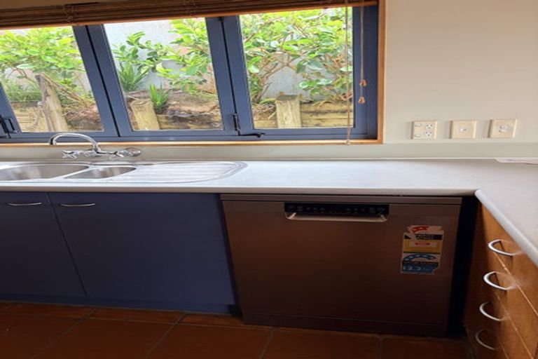 Photo of property in 1/83 East Coast Road, Castor Bay, Auckland, 0620
