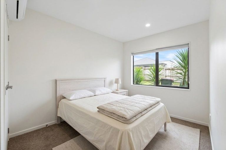 Photo of property in 57c Seabrook Avenue, New Lynn, Auckland, 0600