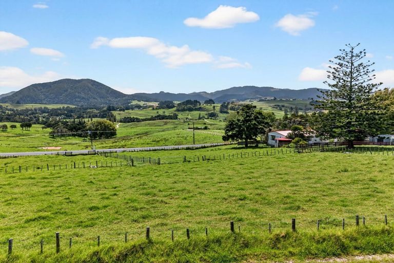 Photo of property in 170 Kaiwaka-mangawhai Road, Kaiwaka, Wellsford, 0975