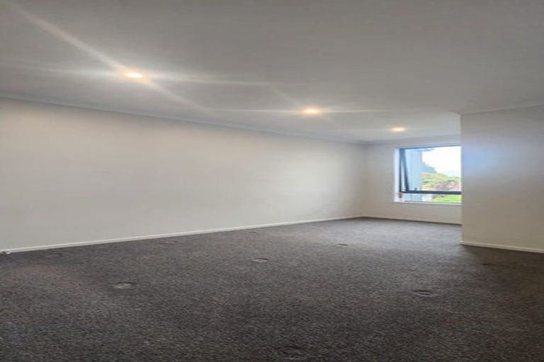 Photo of property in 17 Paapaakiri Loop, Takanini, 2112