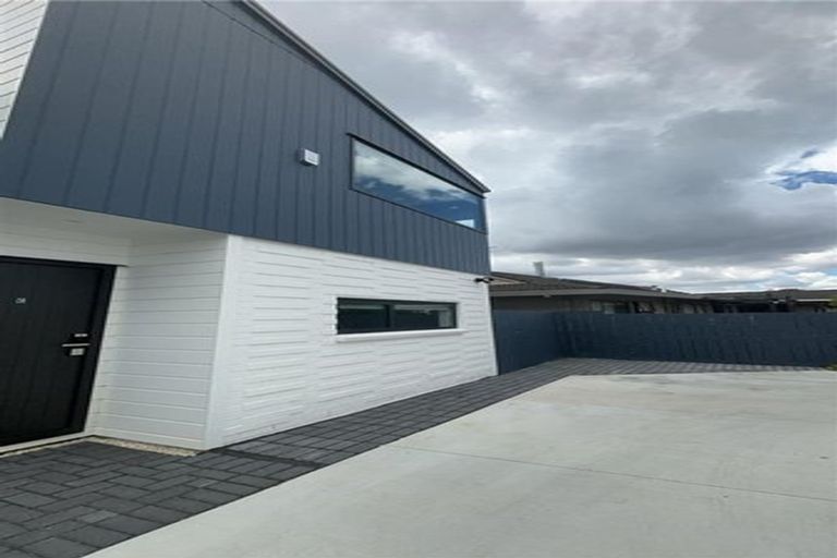 Photo of property in 106c Fisher Parade, Sunnyhills, Auckland, 2010