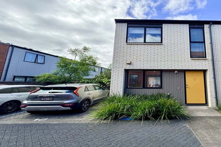 Photo of property in 17 Kerewhenua Crescent, Hobsonville, Auckland, 0616