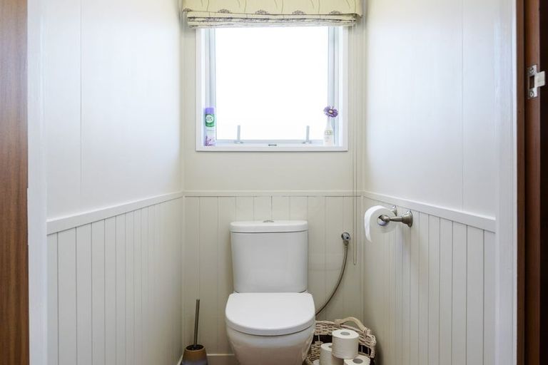 Photo of property in 77 Russell Street, Alexandra, 9320