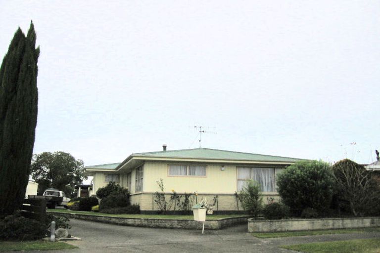 Photo of property in 13 Fife Crescent, Tamatea, Napier, 4112