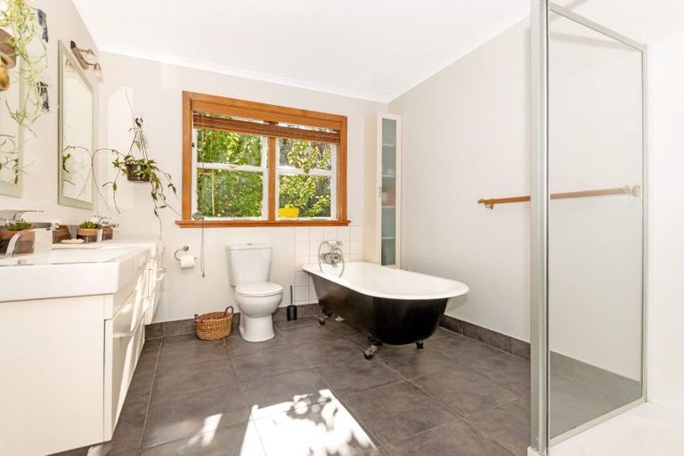 Photo of property in 223 Whitaker Street, Whataupoko, Gisborne, 4010