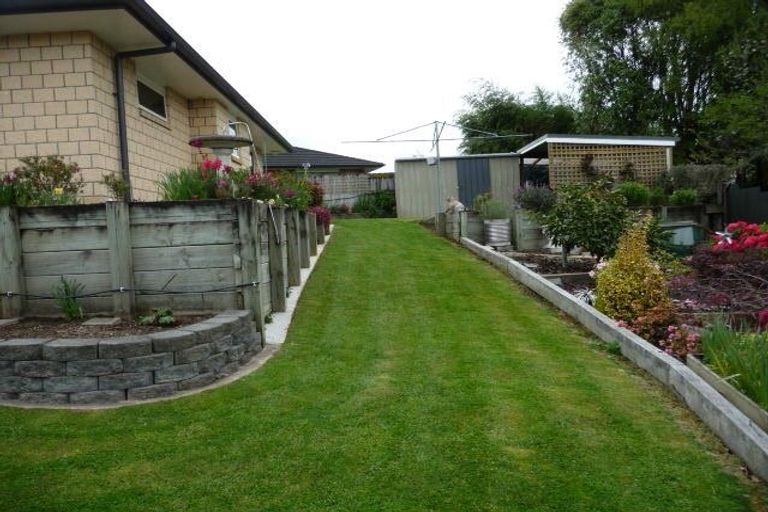 Photo of property in 18 Cambridge Street, Putaruru, 3411