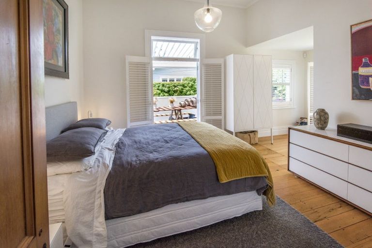 Photo of property in 38 Albert Road, Devonport, Auckland, 0624