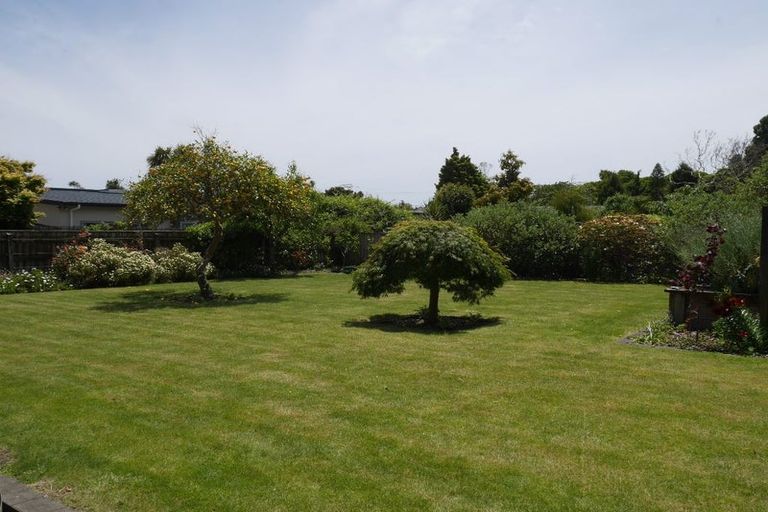 Photo of property in 369 Te Moana Road, Waikanae, 5036