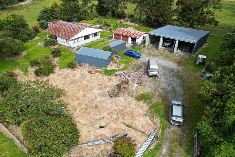 Photo of property in 3 Whataroa Highway, Whataroa, 7886