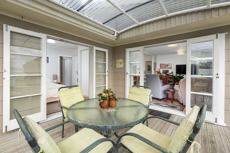 Photo of property in 5 Adams Road, Thornton Bay, Thames, 3575