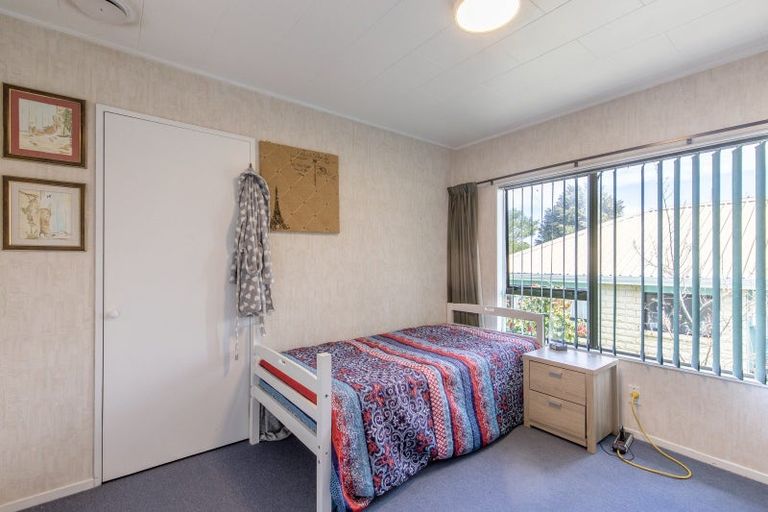 Photo of property in 11b Holyrood Terrace, Waipukurau, 4200