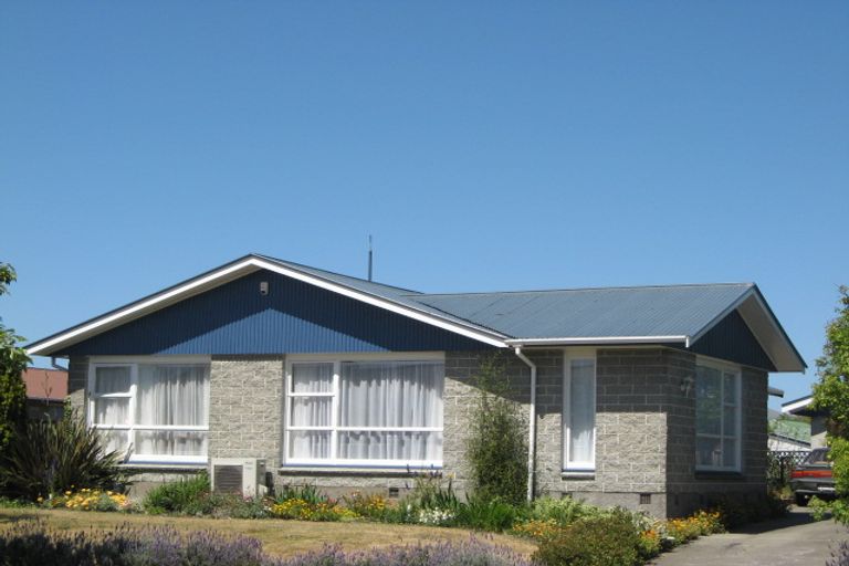 Photo of property in 42 Te Rama Place, Wainoni, Christchurch, 8061