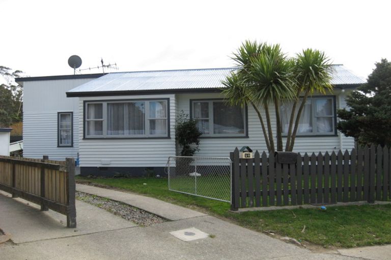 Photo of property in 16 Orewa Grove, Wainuiomata, Lower Hutt, 5014