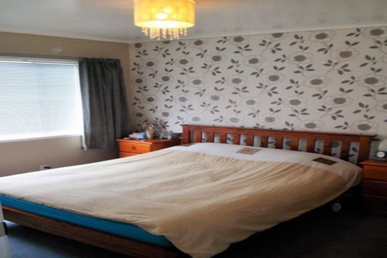 Photo of property in 6/125a Birkdale Road, Birkdale, Auckland, 0626