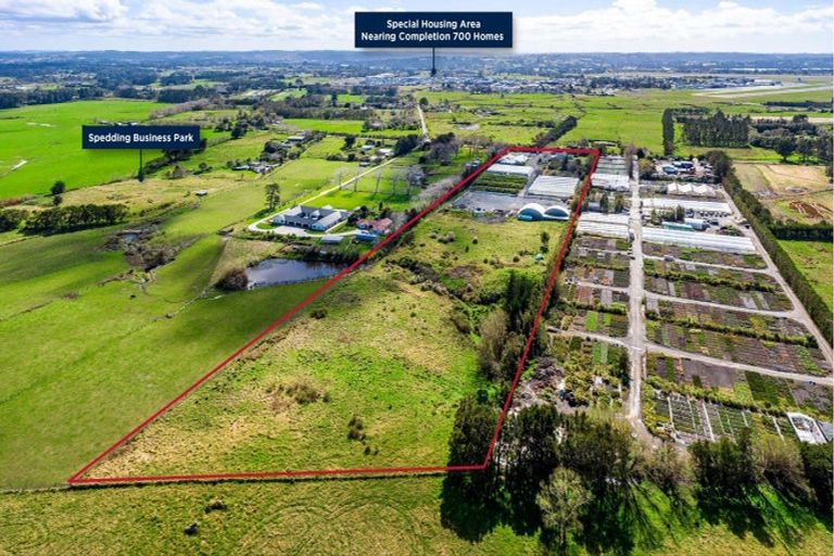 Photo of property in 5 Spedding Road, Whenuapai, Auckland, 0618
