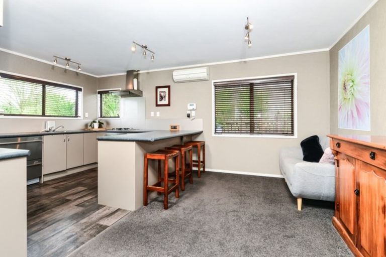 Photo of property in 122 Grey Street, Cambridge, 3434