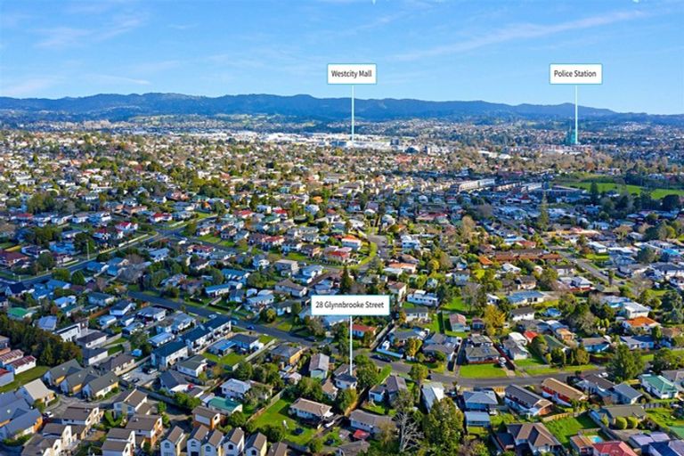 Photo of property in 28 Glynnbrooke Street, Te Atatu South, Auckland, 0610