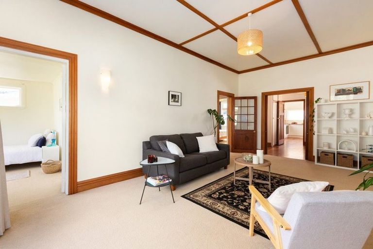 Photo of property in 81 Eden Street, Island Bay, Wellington, 6023