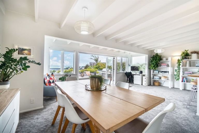 Photo of property in 1/57 Gulf View Road, Murrays Bay, Auckland, 0630