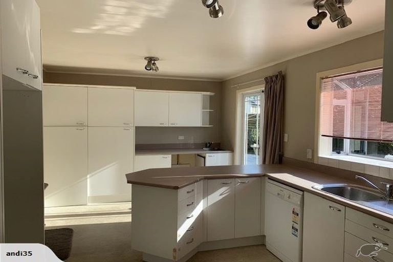 Photo of property in 10 Ervine Place, Bucklands Beach, Auckland, 2014