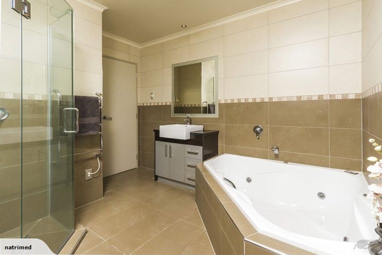 Photo of property in 66 Aberley Road, Schnapper Rock, Auckland, 0632