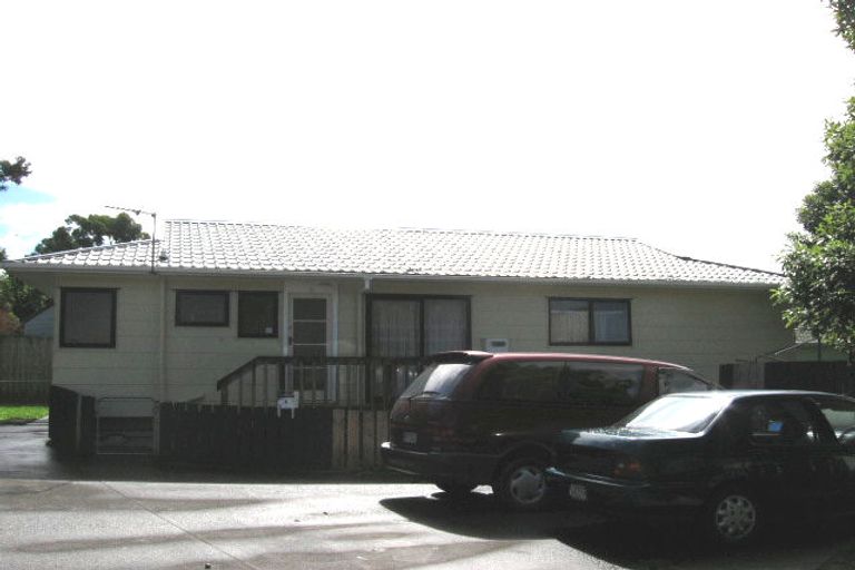 Photo of property in 6 Kinvig Place, Ranui, Auckland, 0612