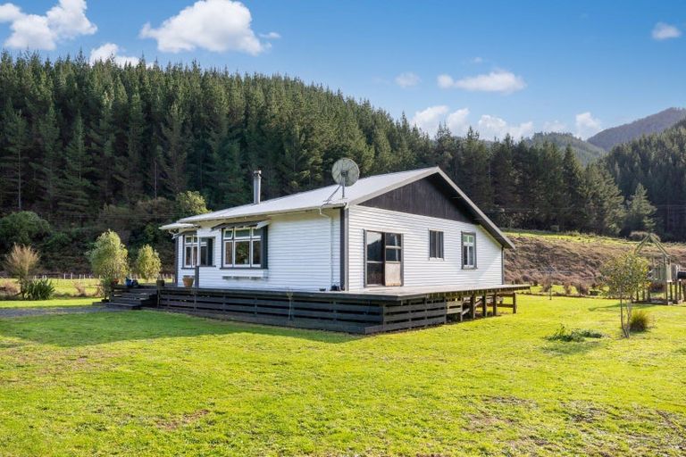 Photo of property in 174 Hori Bay Road, 174 Hori Bay Road, Whangamoa, Rai Valley, 7071