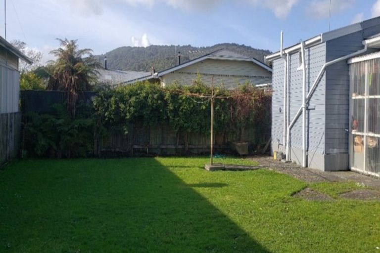 Photo of property in 34 Palmerston Street, Greymouth, 7805