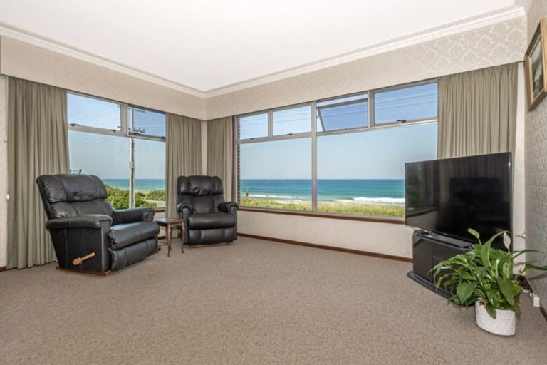 Photo of property in 92 Moana Road, Okitu, Gisborne, 4010