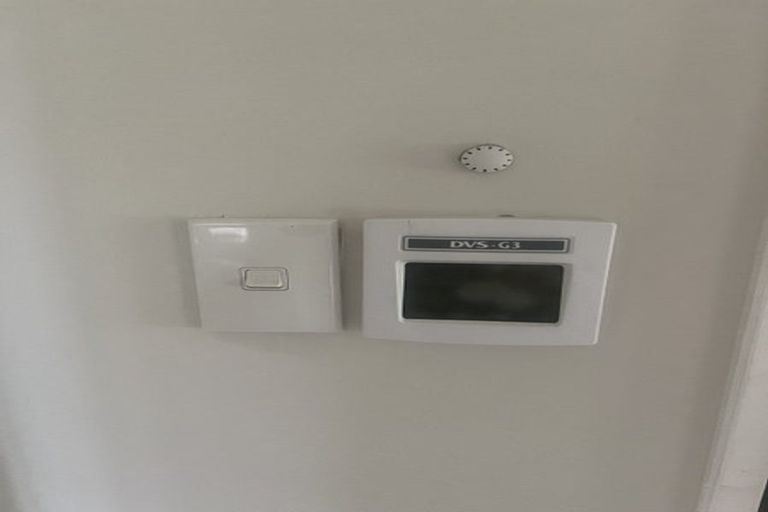 Photo of property in 2 Courtvale Place, Flat Bush, Auckland, 2019