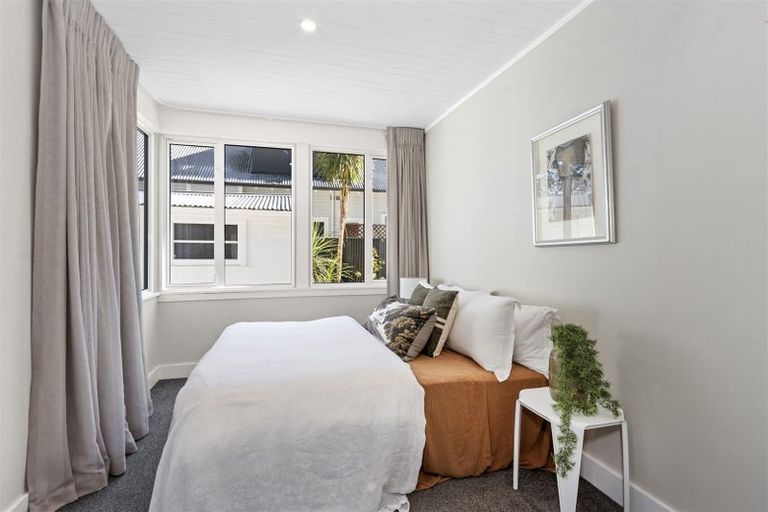 Photo of property in 32 Massey Crescent, St Albans, Christchurch, 8014