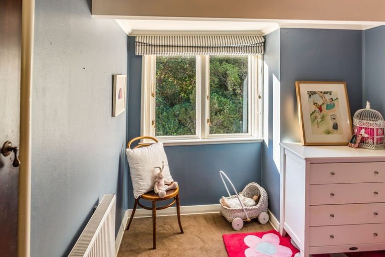 Photo of property in 29 Rona Street, Eastbourne, Lower Hutt, 5013