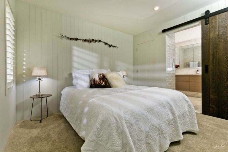 Photo of property in 10 Remu Place, Greenhithe, Auckland, 0632