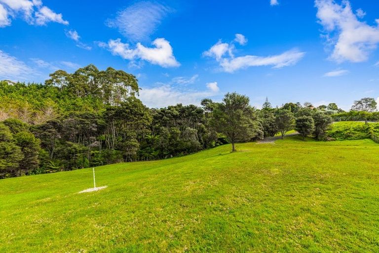 Photo of property in 91 Sunnyvale Road, Massey, Auckland, 0614