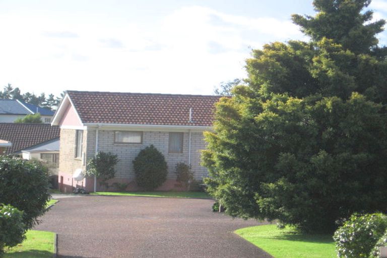 Photo of property in 7/112a Pakuranga Road, Pakuranga, Auckland, 2010