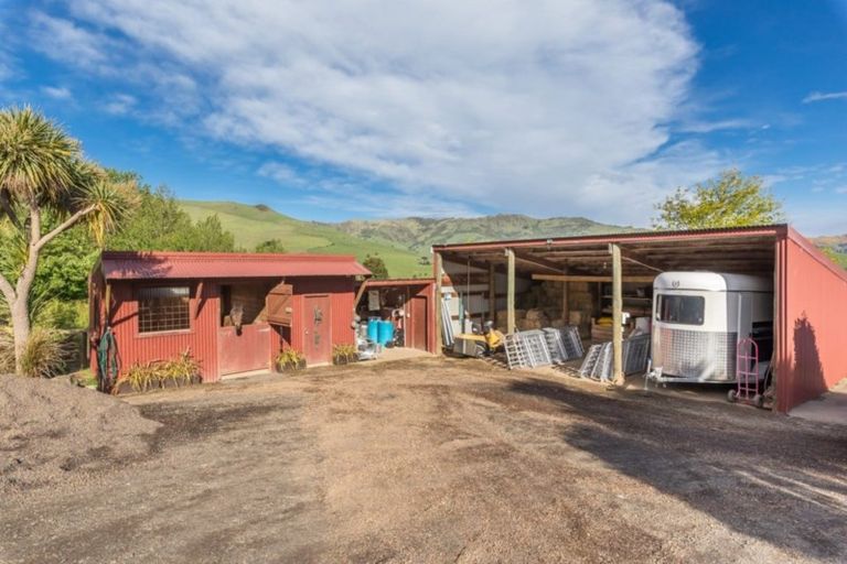 Photo of property in 196 Okains Bay Road, Robinsons Bay, Akaroa, 7581