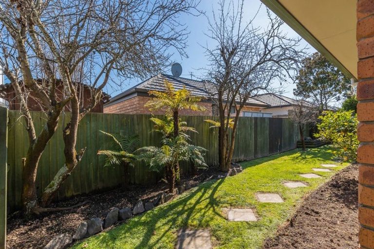 Photo of property in 32a Sawyers Arms Road, Northcote, Christchurch, 8052